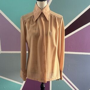 Women's Vintage Button-Up Blouse